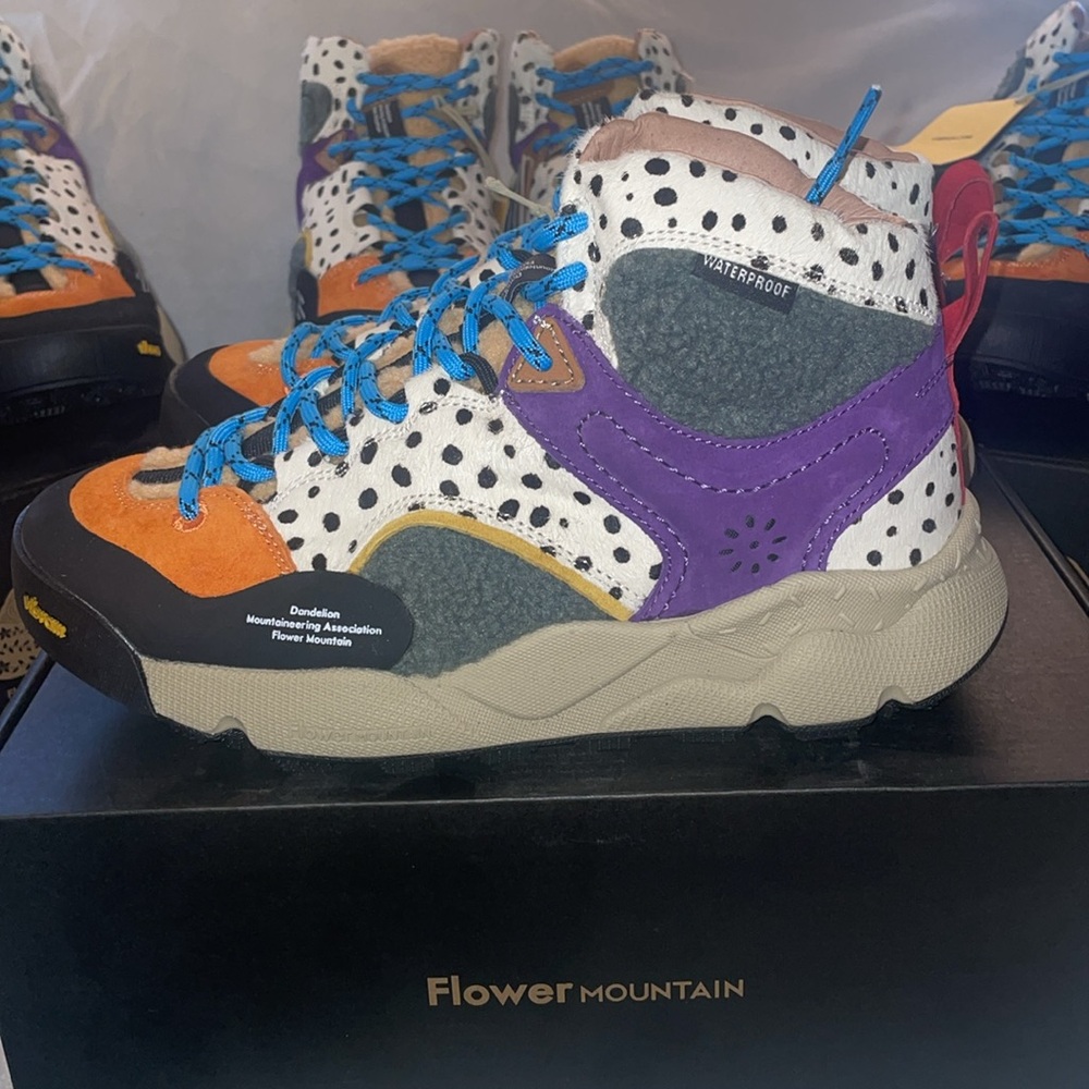 NWT Flower Mountain Womens Back Country Mid Suede & Pony Hair High Top Sneaker - Picture 8 of 14